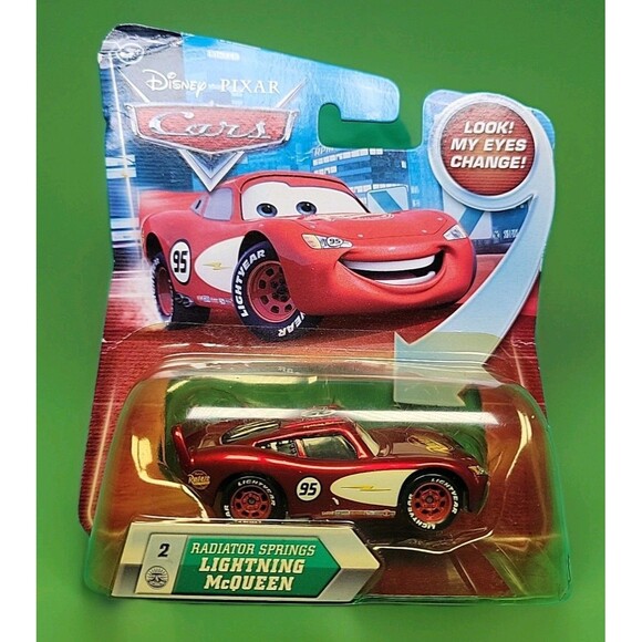 DISNEY PIXAR CARS RADIATOR SPRINGS LIGHTNING MCQUEEN EYES CHANGE UNOPENED - Picture 1 of 7